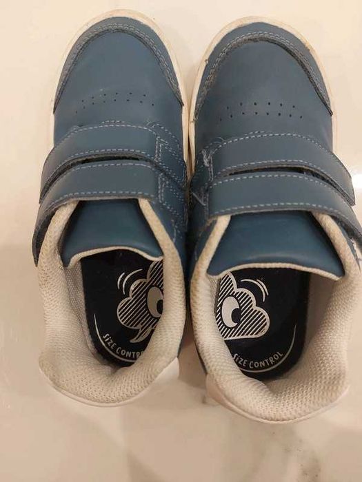 Buty Decathlon rozm.28