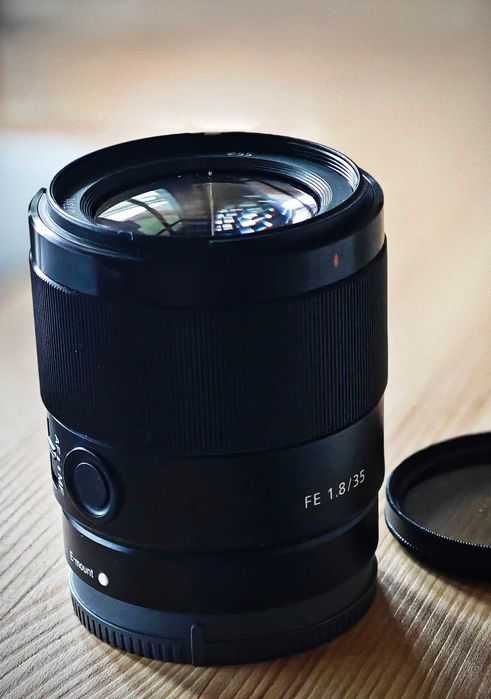 Sony FE1.8 35mm E-mount