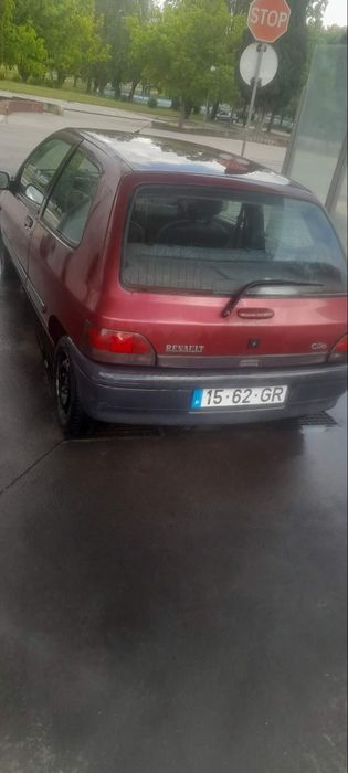 Vendo Renault Clio 1.2 de 1996