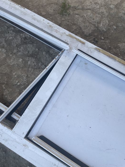 пластиковый профиль дверь