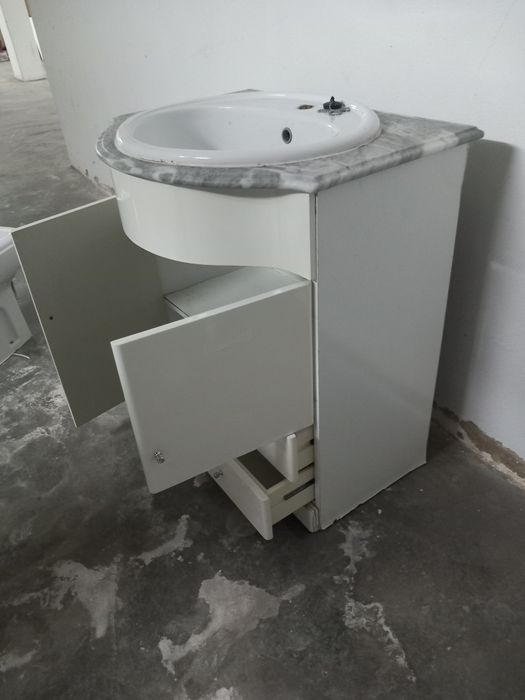 Movel-lavatório wc e bidé completo.