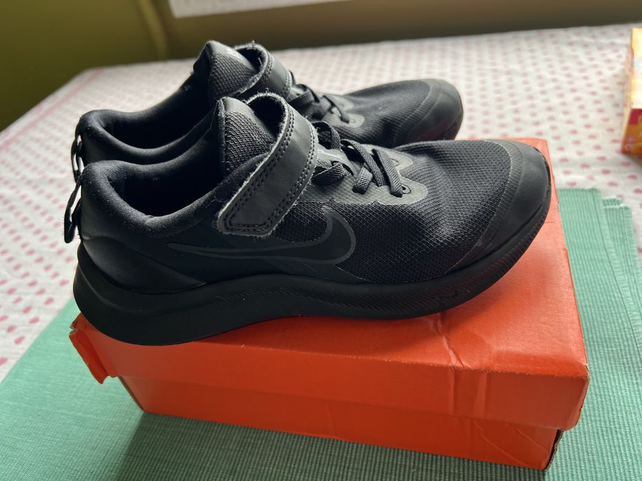 Кросівки nike 32