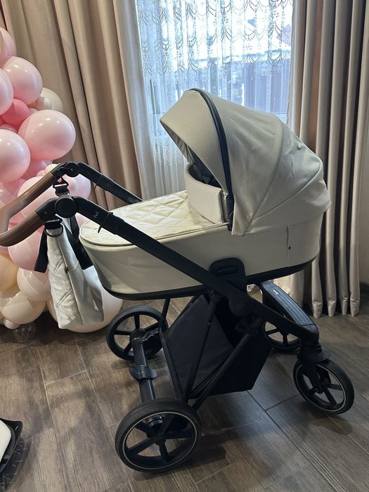 Коляска Roan Ivi 2 в 1