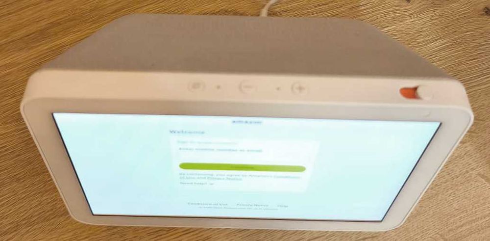 Amazon Alexa Echo Show 8 (1º Geração) + Base movél