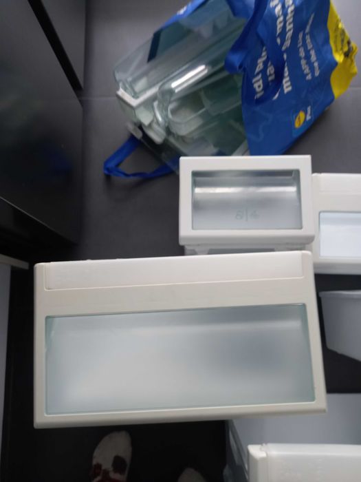 Peças interior Frigorífico combinado Hotpoint Ariston