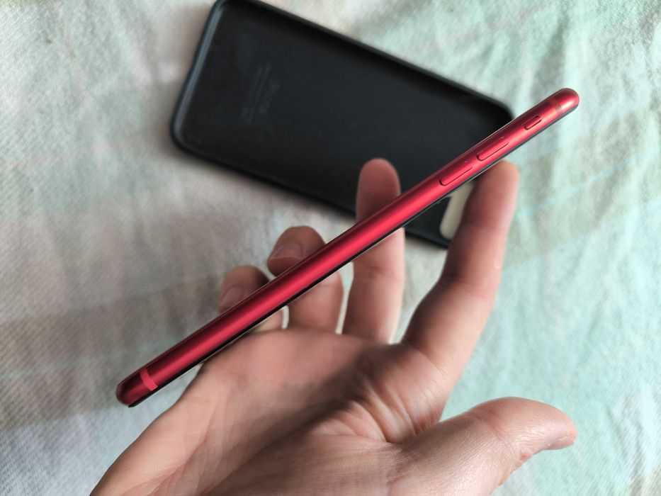 iPhone 8 Plus 64 ГБ Product Red Neverlock