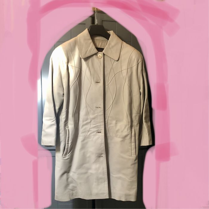 Casaco de senhora em pele de ovelha