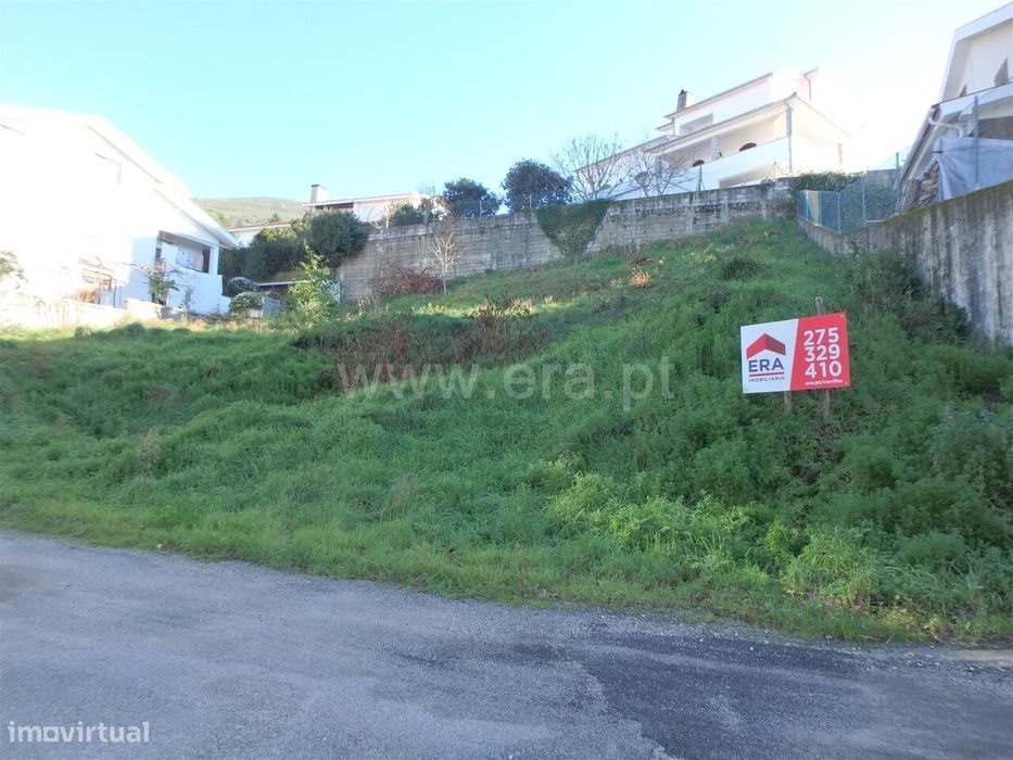 Terreno Urbano / Seia, Seia, São Romão e Lapa dos Dinheiros — Seia, São Romão E Lapa Dos Dinheiros, Guarda