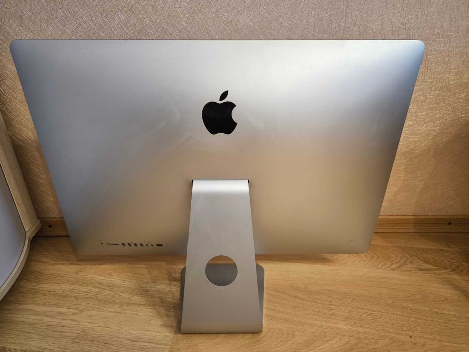 Apple iMac 27" 2017 A1419 / i5 / Radeon Pro 580 8 ГБ / RAM 32 ГБ / 2TB
