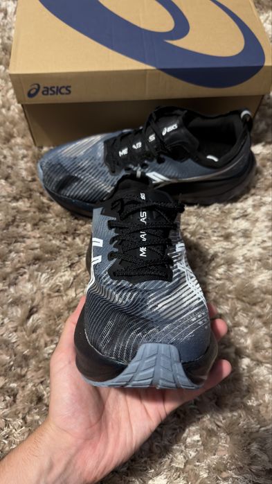 Asics Megablast