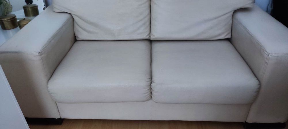 Sofá 2 lugares