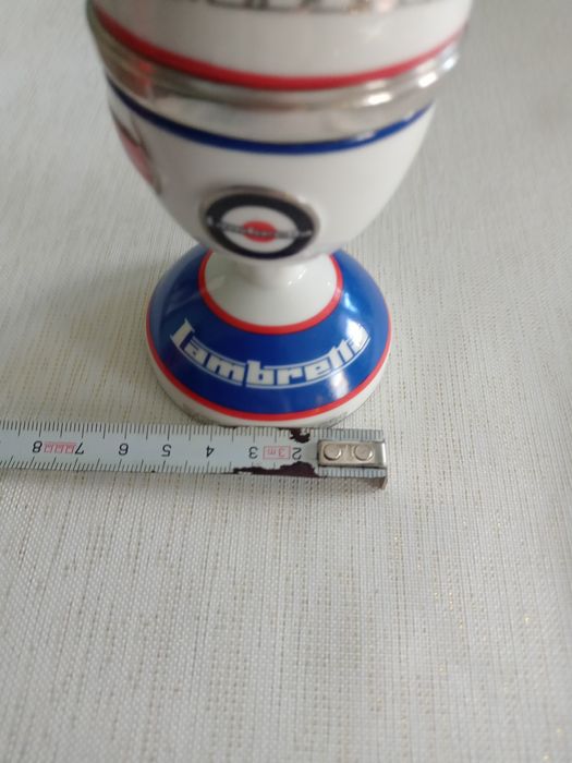 Kolekcjonerskie jajko muzyczne Lambretta SX200