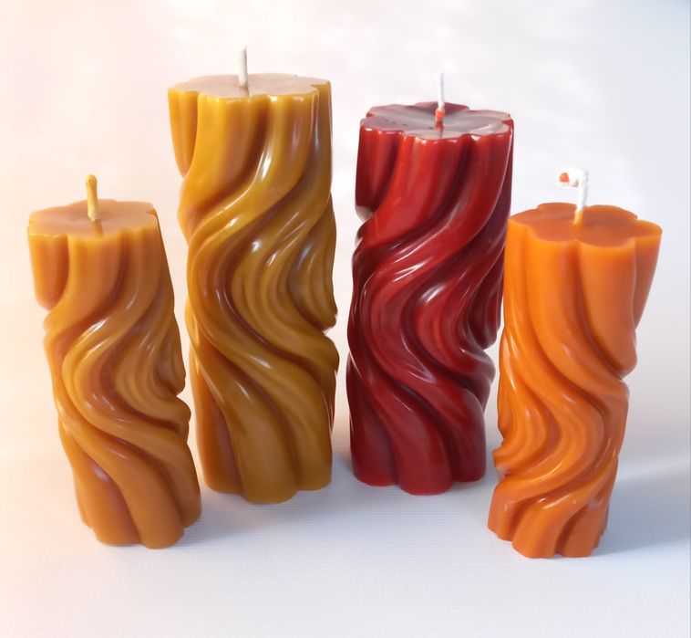 Свічка з натурального  воску "Ведмедик з букетом",  декор, бонбоньєрка