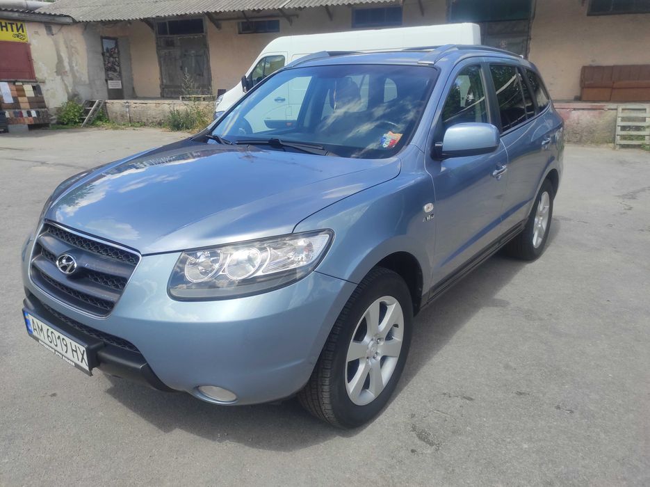 Продам автомобіль Hyundai santa fe