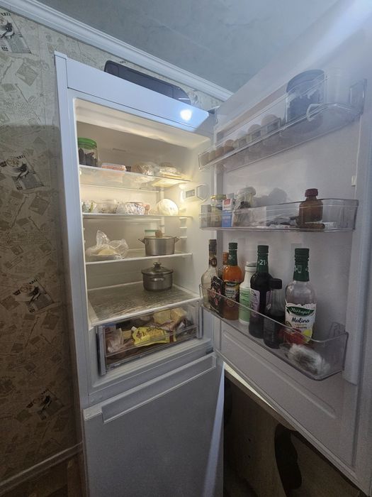 Новий якісний холодильник