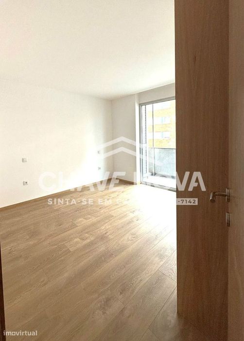 Apartamento T2 novo c/ 2 lugares de Garagem no Porto (Bessa)
