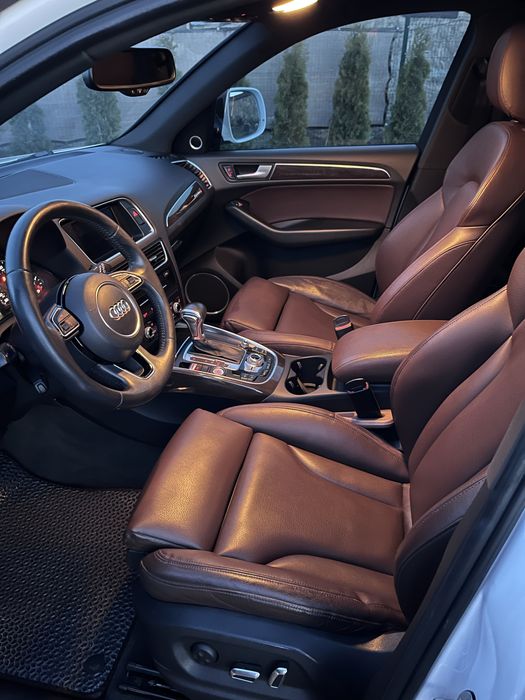Audi Q5 2015 БЕЗ ДТП  Повністю обслужене та доглянуте авто.