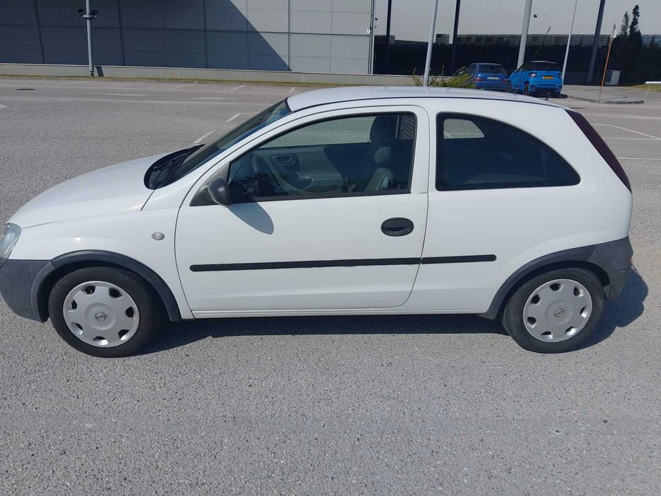 Vendo Opel Corsa C 1.7 comercial (2001) fiável e económico