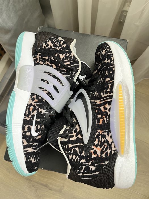 Кросівки Nike Lebron, Jordan, Kevin Durant