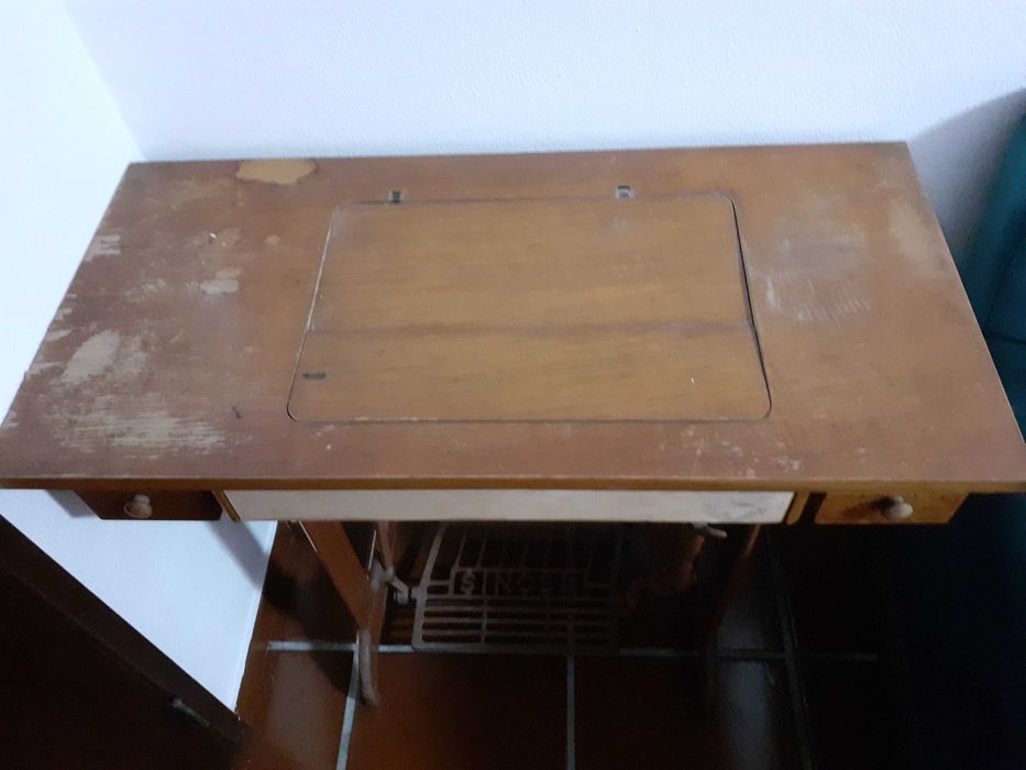 Máquina de costura Singer