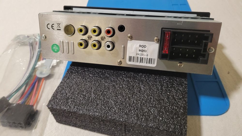 Radio 1 din como novo