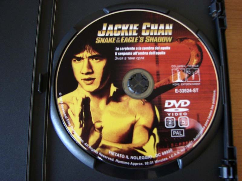 Filme em DVD de 1978 com Jackie Chan