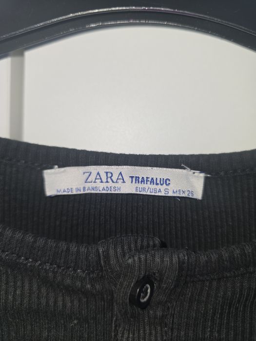 Czarny top – Zara