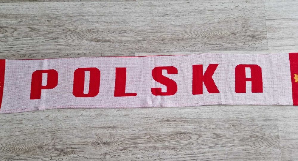 Nowy szalik kibica reprezentacji Polski