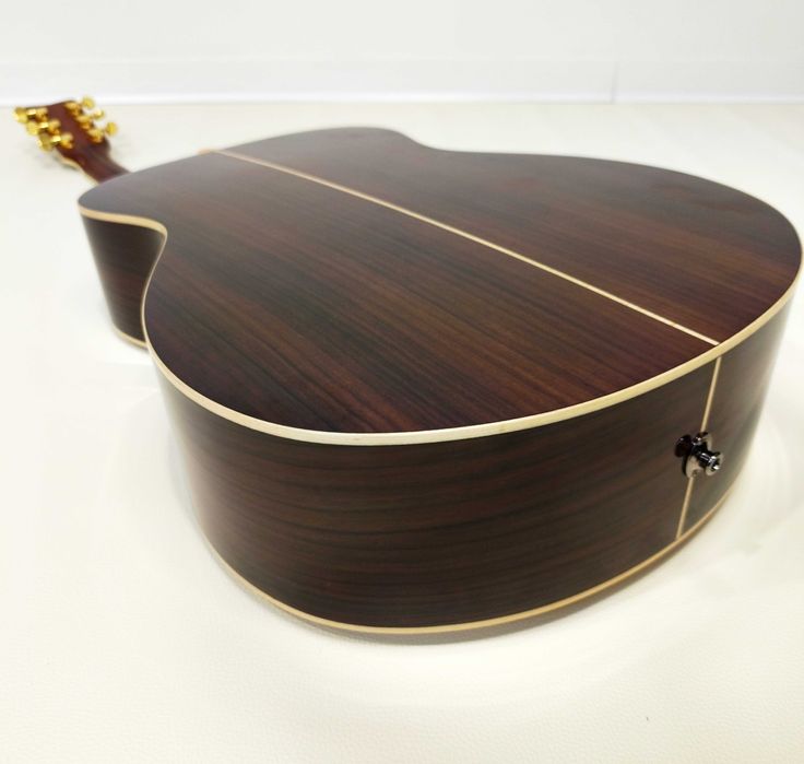 Yamaha LS16 ARE (All solid)