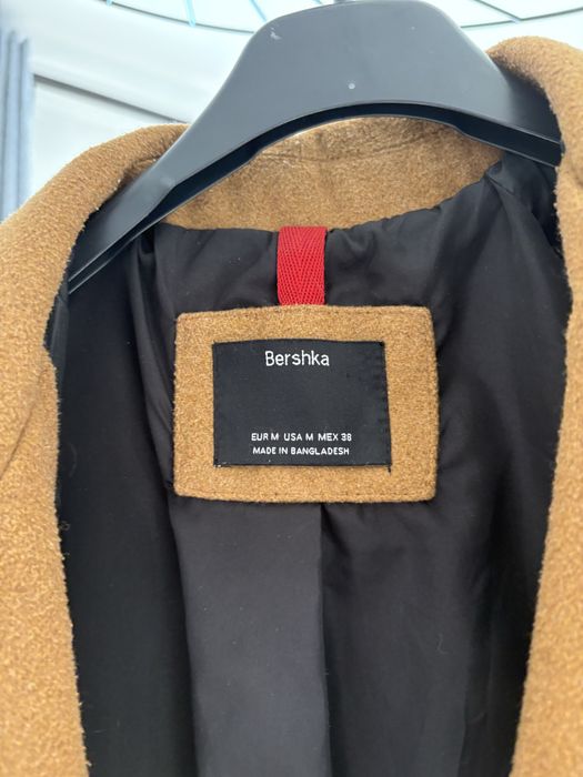 Płaszcz męski Bershka