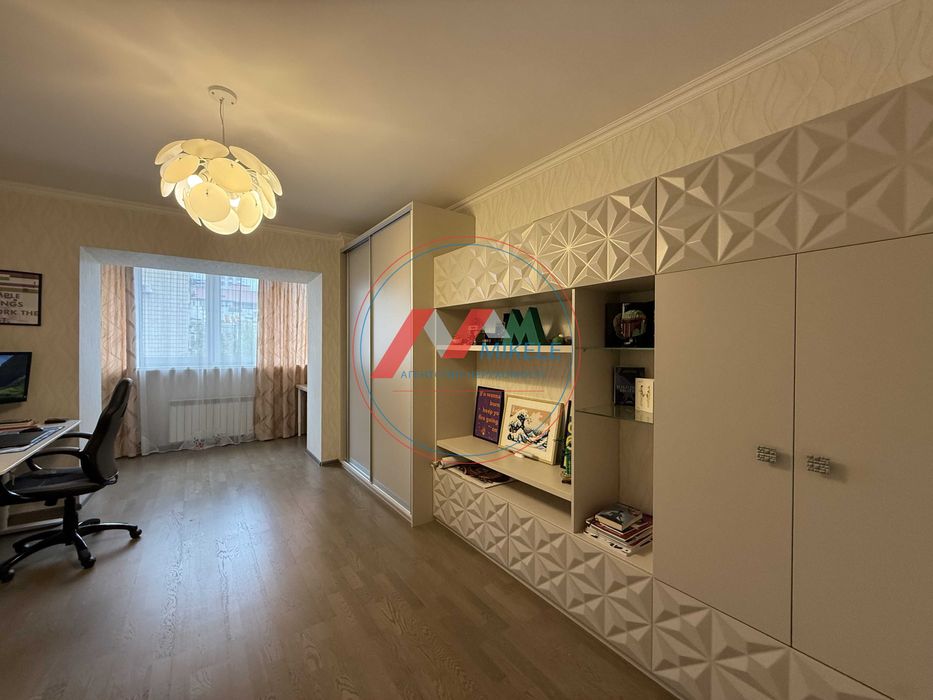 Без% 3к 90м2 вул. Тарасівська 36-А м. Олімпійська Університет