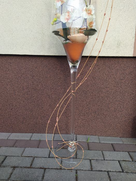 Duży kielich dekoracyjny z kompozycją 120 cm