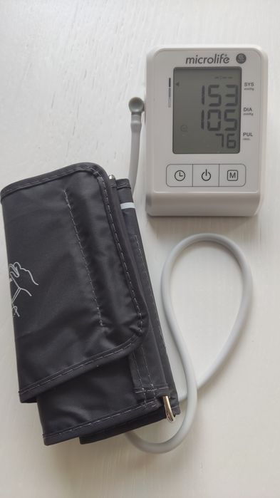 Тонометр на батарейках Microlife BP B1 Classic