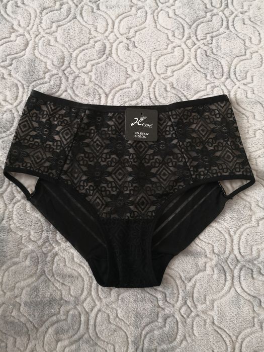 Figi modelujące korygujące XL HON2 CZARNE 

Rozmiar XXXL

Kolor czarn