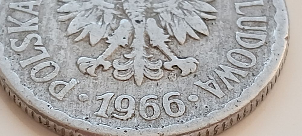 Moneta 1 zł z roku 1966r bardzo ładna.
