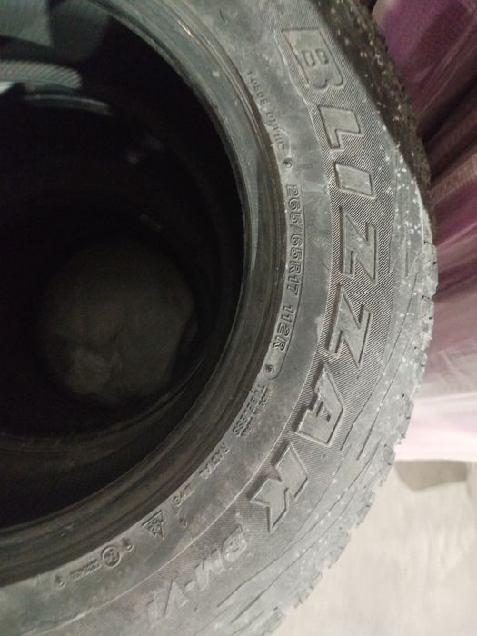 Шини Bridgestone Blizzak 265/65/r 17