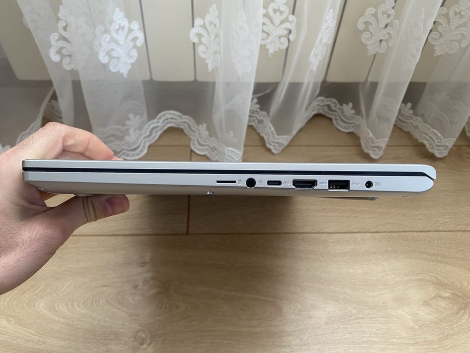 Ноутбук Asus D712D (Ryzen 7 8x2.3GHz, 12Gb, SSD M.2 512Gb)