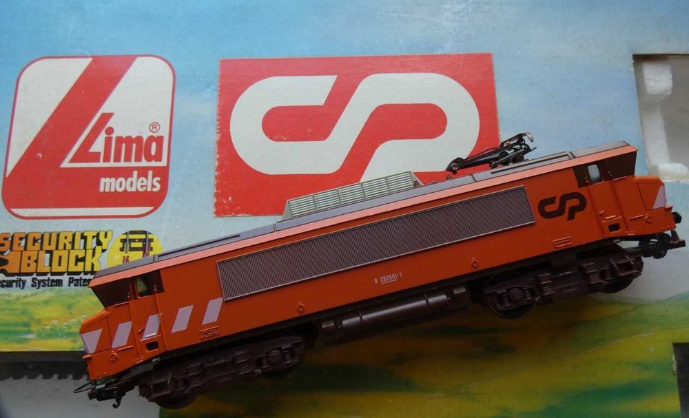 Locomotivas HO CP Foguete 2600 originais LIMA
