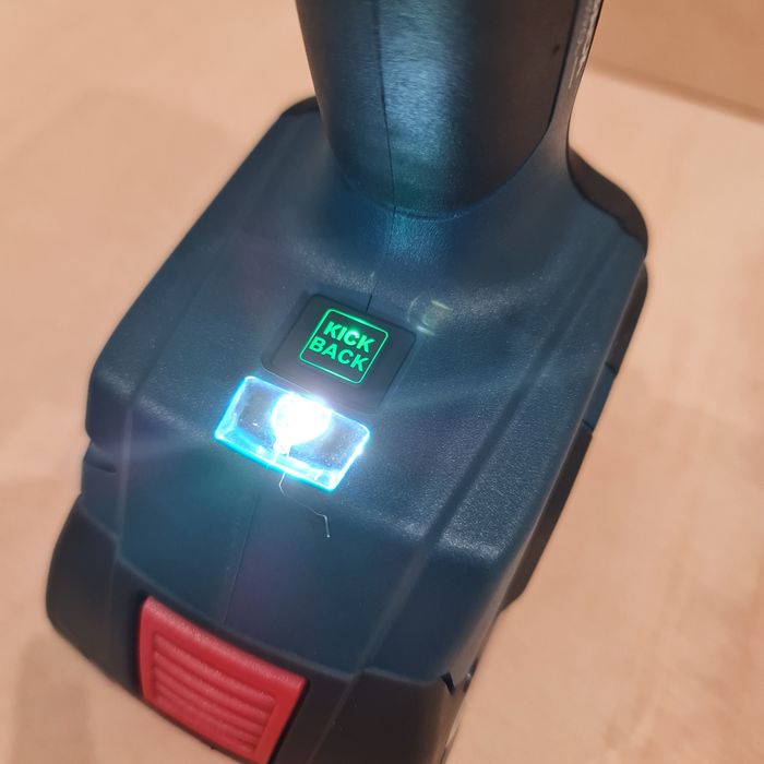 144. Bosch Professional GSB 18V-65 + 2 Baterias 5.0Ah + Carregador + L-BOXX