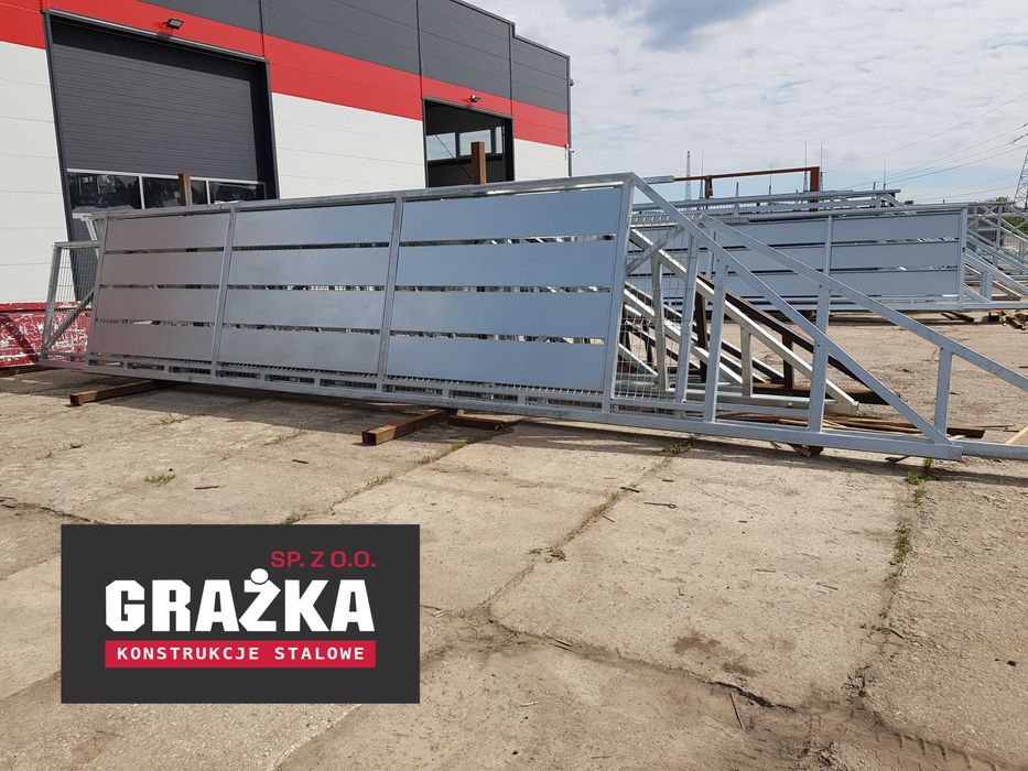 Brama przesuwna z poziomymi panelami 4m PRODUCENT