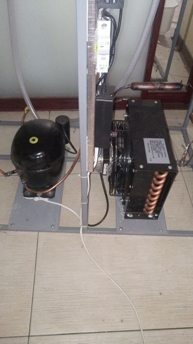 недорогий терміновий ремонт морозильників холодильників торг.вітрин