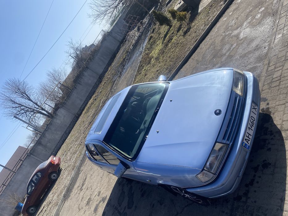 Opel vectra 2.0 injection газ/бенз