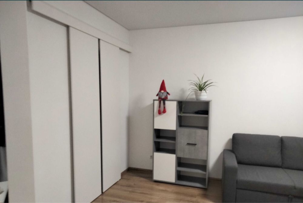 Фаворит, студія, квартира мебльована