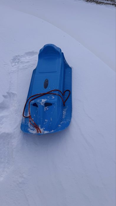 Продам санки пластикові