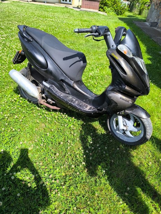 скутер Beta 150cc.