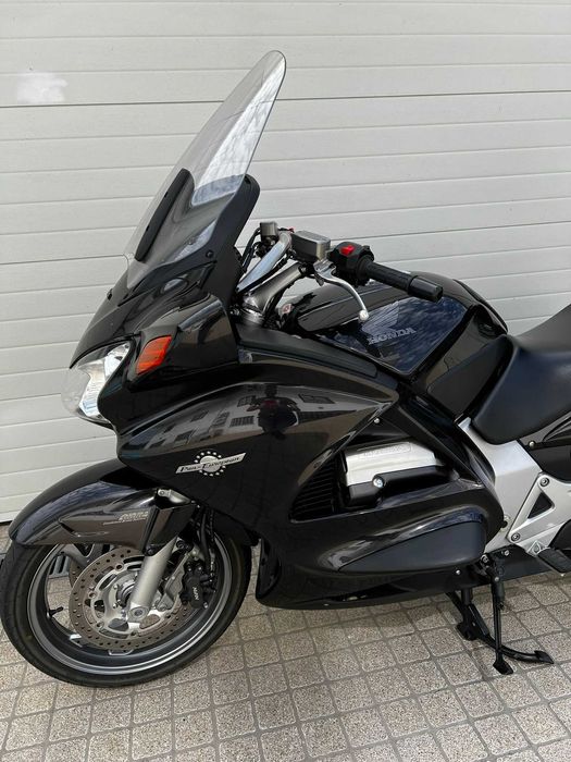 HONDA ST1300 Pan European (10/2013)