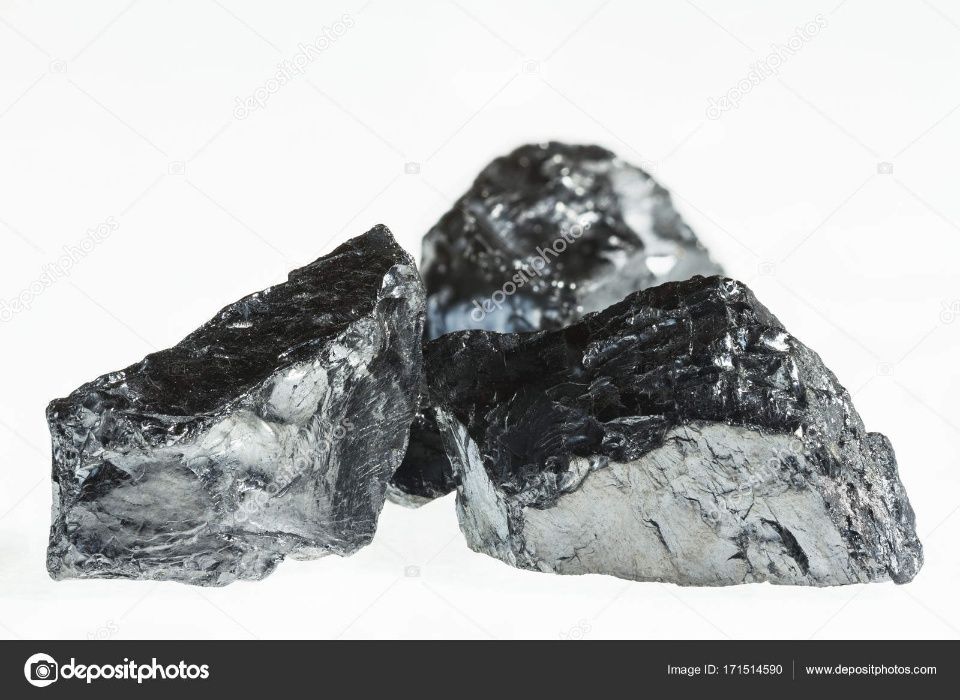 Уголь для котлов и печей Антрацит от 600 м/тонна, мешки 25,50 кг