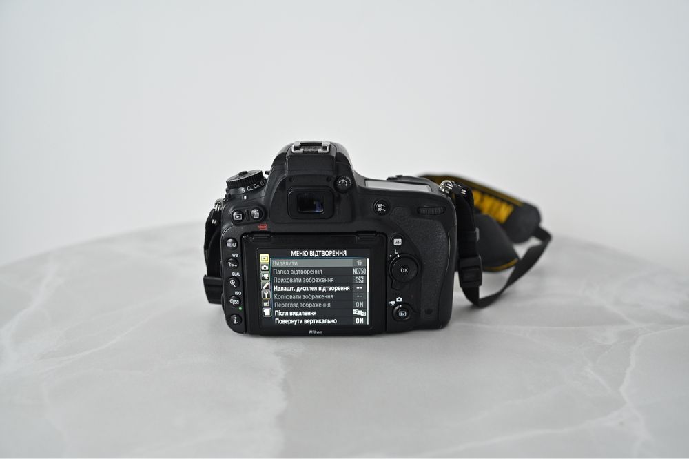 Фотоапарат Nikon d750