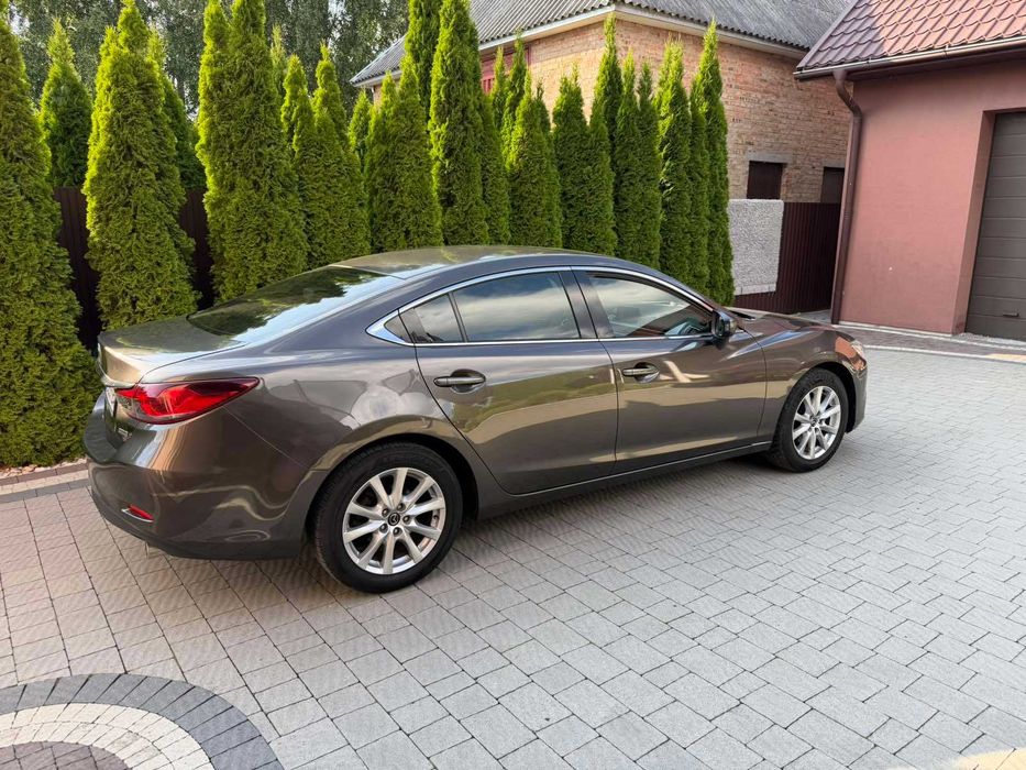 Mazda 6 2.5 бензин Sky Active 2015