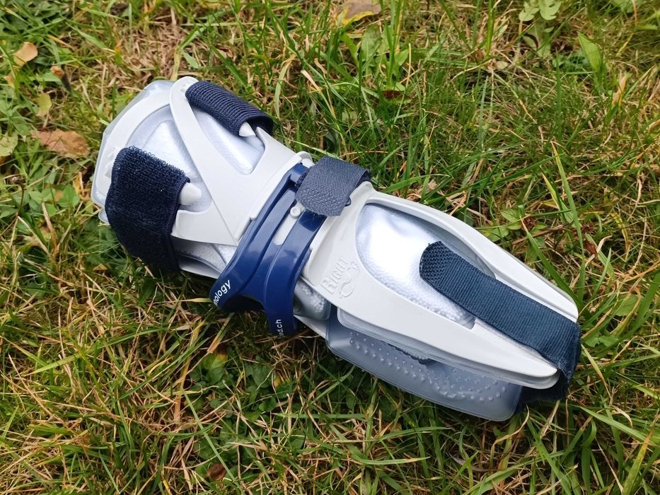 Саморегулючий ортез для щиколотки на праву ногу OPED VACOankle